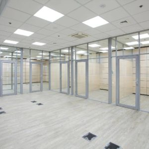 Офисная алюминиевая перегородка